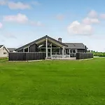 Ferienhaus Four-bedroom In Rudkobing *