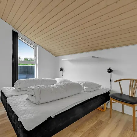 Four-bedroom In Rudkobing