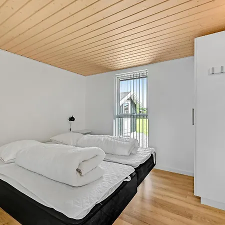 Four-bedroom In Rudkobing בית נופש *