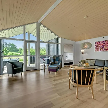 Four-bedroom In Rudkobing 度假居 Spodsbjerg