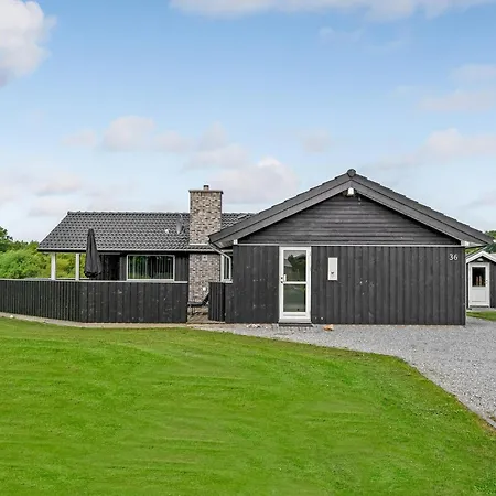 Four-bedroom In Rudkobing